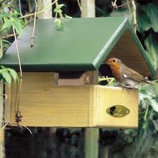 Creëer een Veilige Haven: Nestkastje voor Merel in jouw Tuin