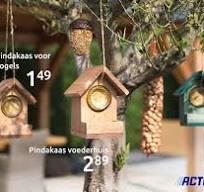 Voederhuisje voor vogels van Action: Verwenning voor Gevederde Gasten